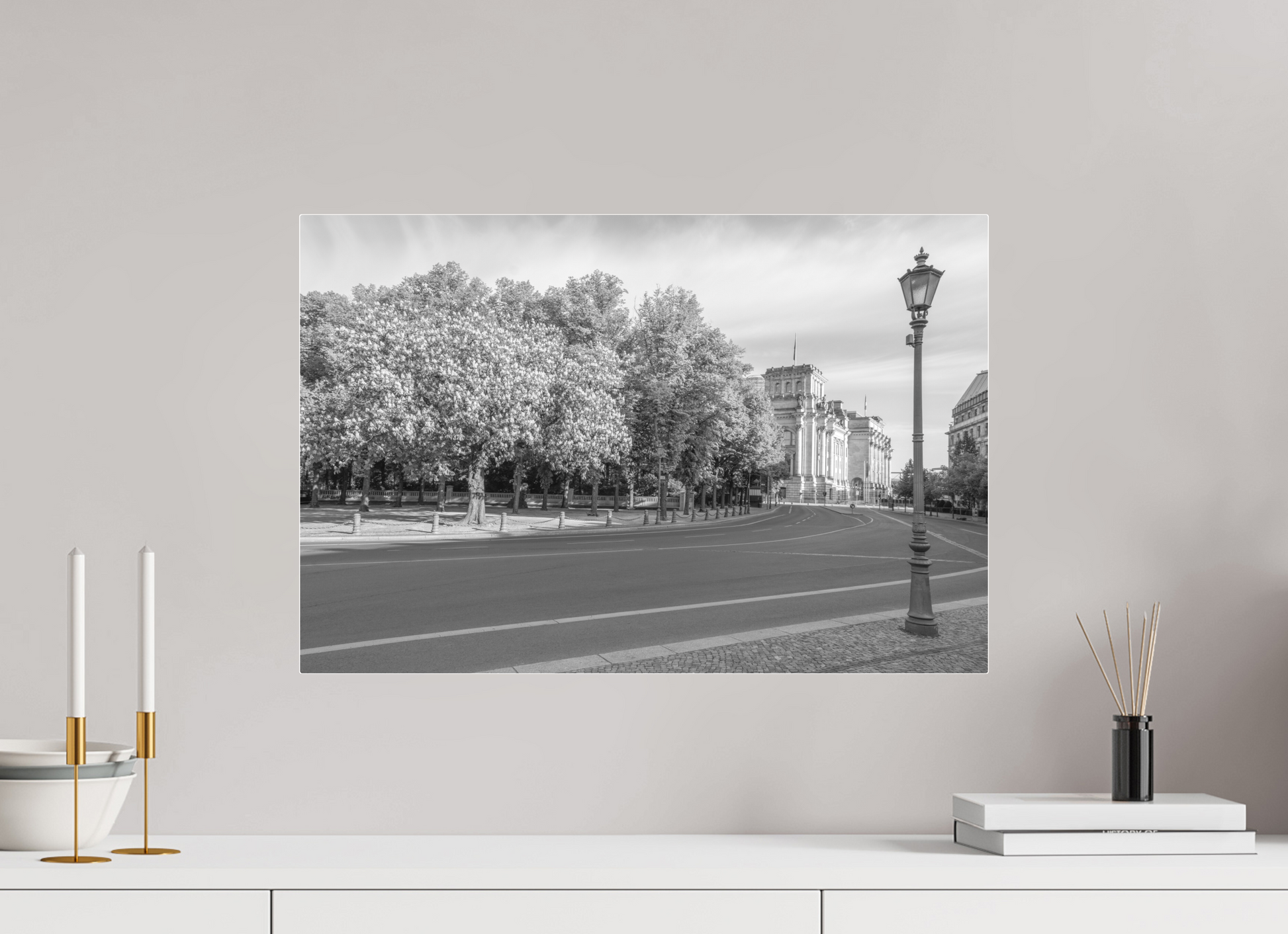 60 x 40 cm, Ilford SW-Abzug hinter Acrylglas SW Berlin Corona Pandemic 1 (2020)