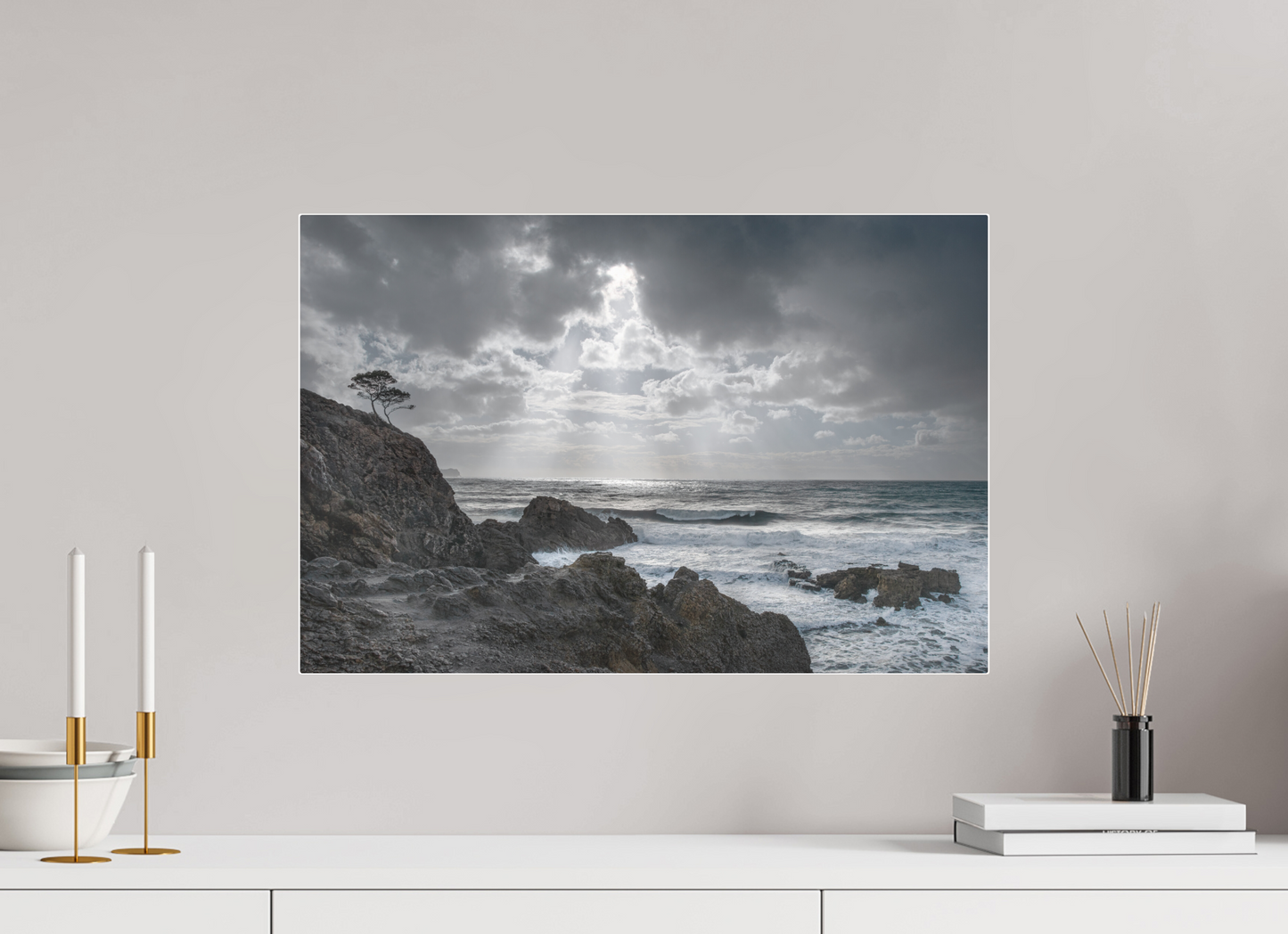 60 x 40 cm, Fine Art Pigmentdruck hinter Acrylglas (glänzend) Storm Coast 1 (Mallorca)