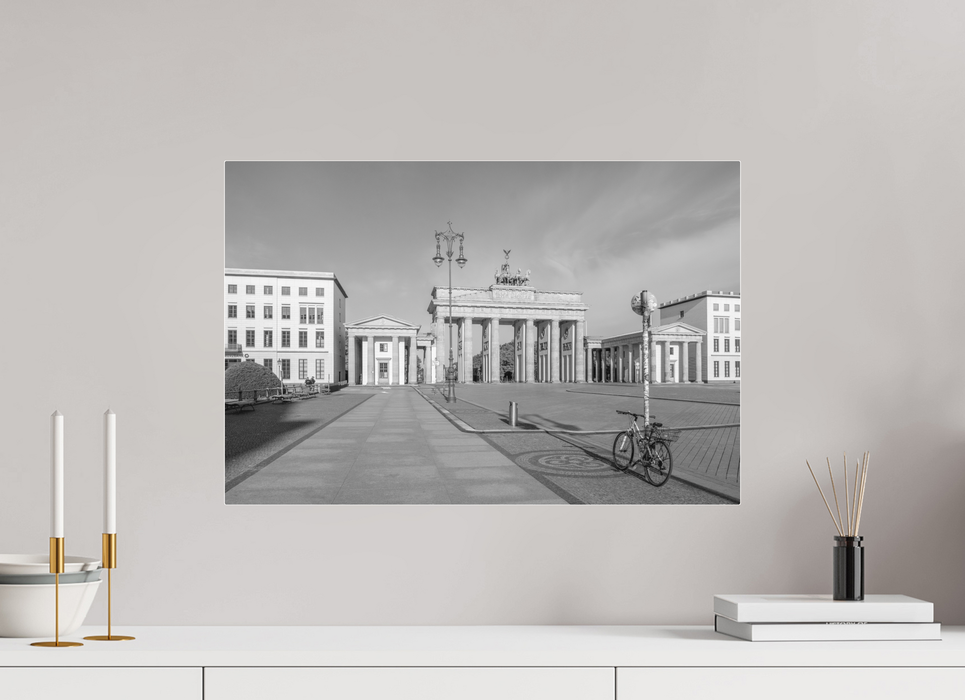 60 x 40 cm, Ilford SW-Abzug hinter Acrylglas SW Berlin Corona Pandemic 2 (2020)